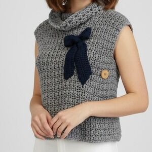Bow Front Chunky Crochet Knit Sleeveless Poncho Pullover Sweater Gray Cowl Neck